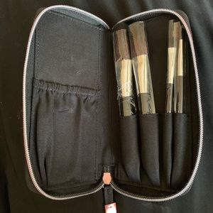 Victoria's Secret Makeup - Victoria’s Secret Essential Makeup Brush Kit NWOT Victoria's Secret Makeup - Victoria’s Secret Essential Makeup Brush Kit NWOT